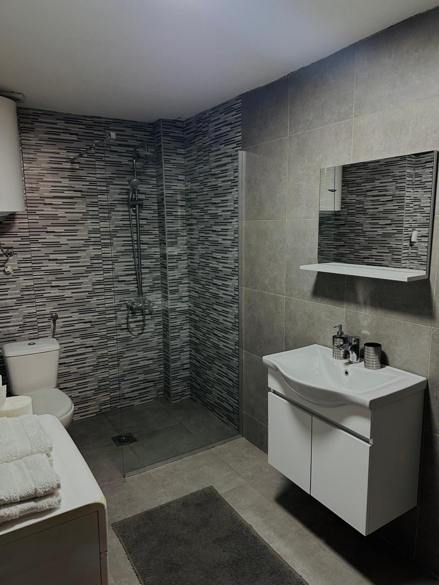 Anka Apartment ชติป ภายนอก รูปภาพ