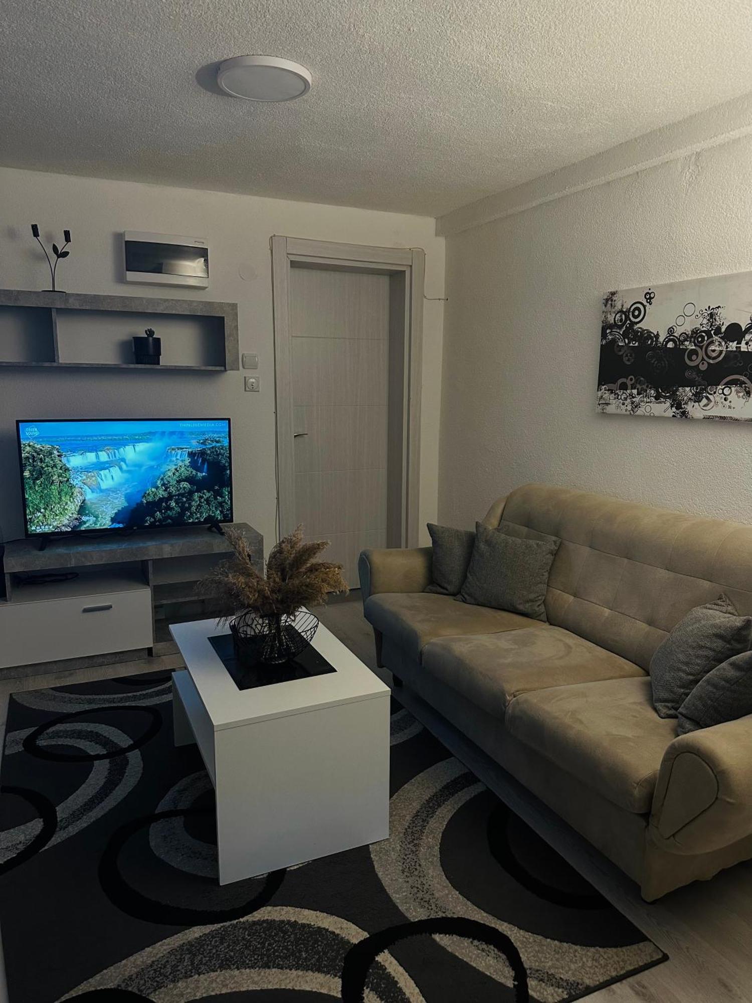 Anka Apartment ชติป ภายนอก รูปภาพ